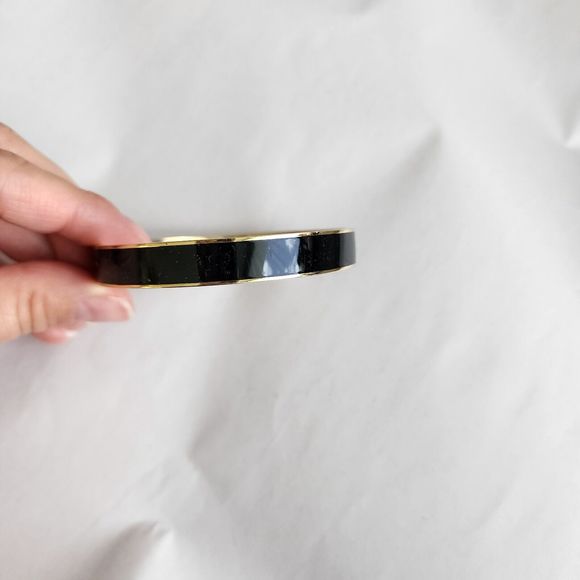 Kate Spade Gold plated Black enamel Bangle Bracelet Elegant Stamped Logo - Picture 12 of 12